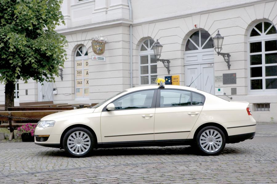  Volkswagen Passat 2005 года  (фото 42 из 161)